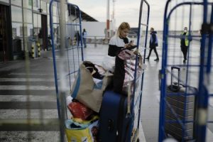 2025 год приносит законодательные и социальные изменения, которые существенно повлияют на жизнь украинцев в Европе