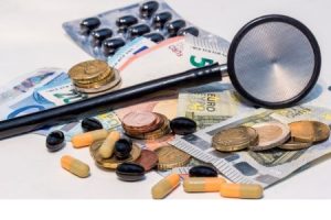 Как провозить деньги и лекарства через границу Беларуси: отвечает таможня