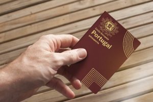 Португалия изменила правила предоставления гражданства для украинцев