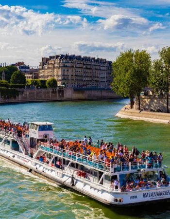 ParisOpenTourBusPassand1HourSeineRiverCruise